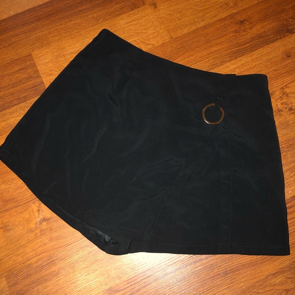 NWT Missguided Black Ring Overlay Detail - Picture 2 of 3